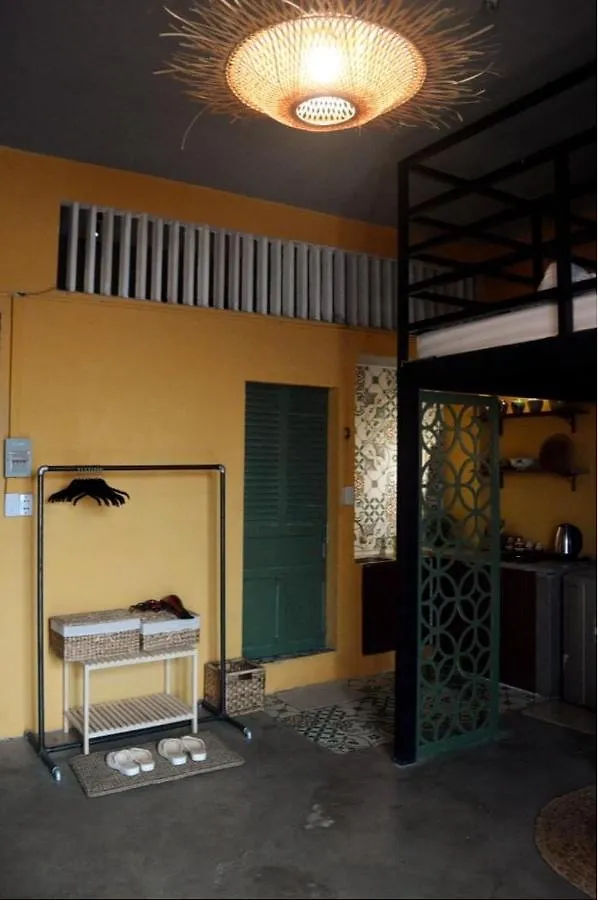 Homestay Stay&Chill - S.2: Cozy Studio Step Away From Bui Vien Ho Chi Minh City
